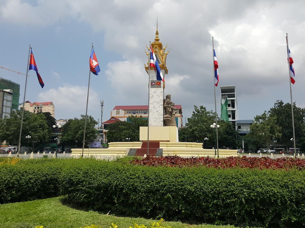 The Little Garden Boutique Hotel Phnom Penh Bagian luar foto